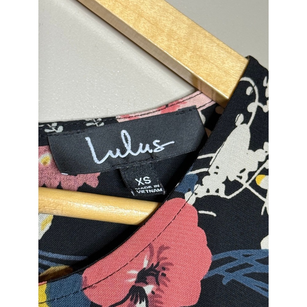 Lulus Black Floral Fit & Flare Dress Short Sleeve Romantic XS - Picture 9 of 10